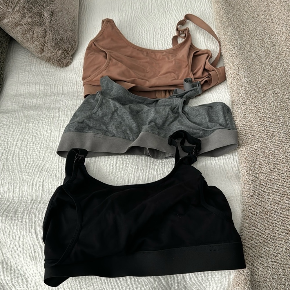 Momcozy Hands Free Pumping Bras